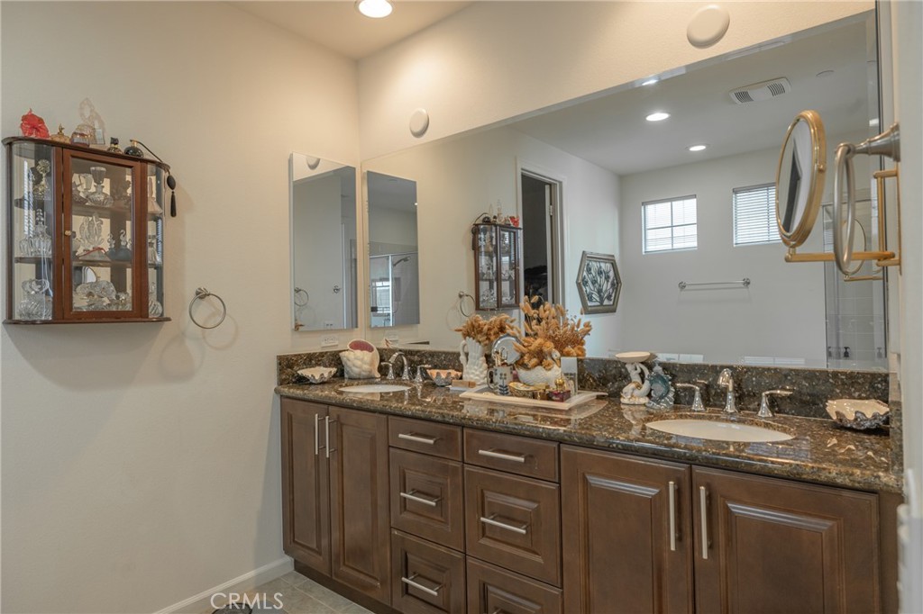 830 E Mckeller Court