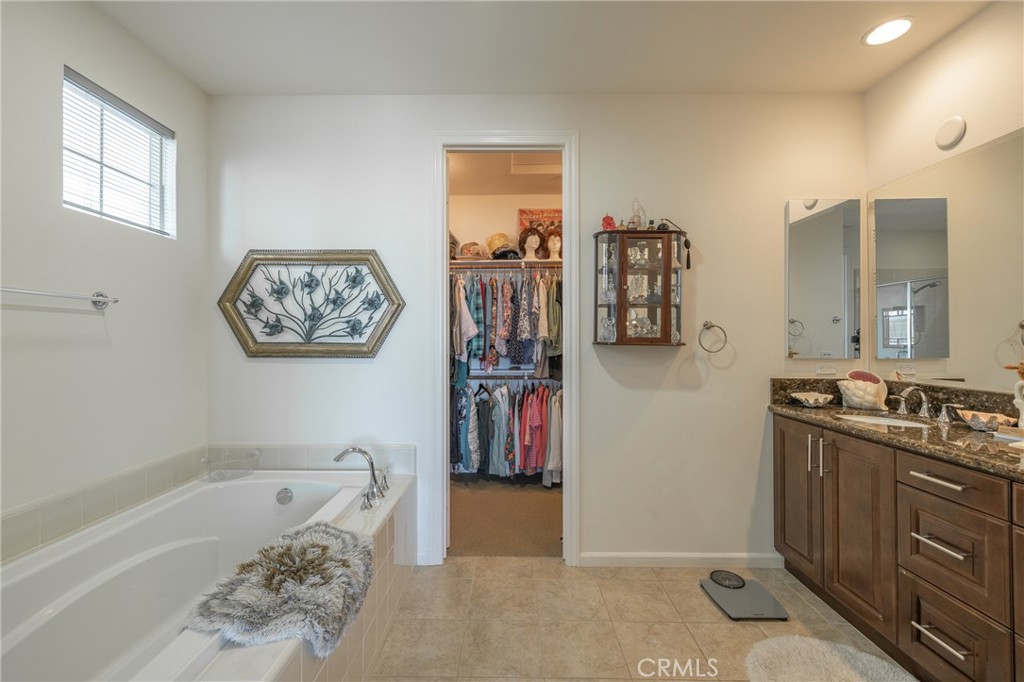 830 E Mckeller Court