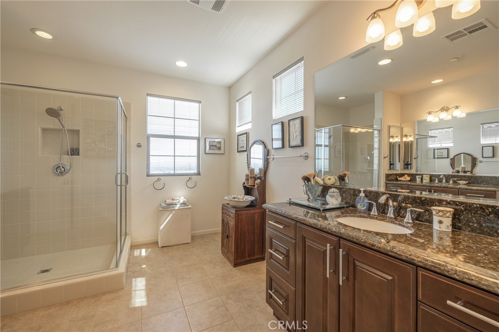 830 E Mckeller Court