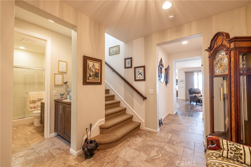 830 E Mckeller Court