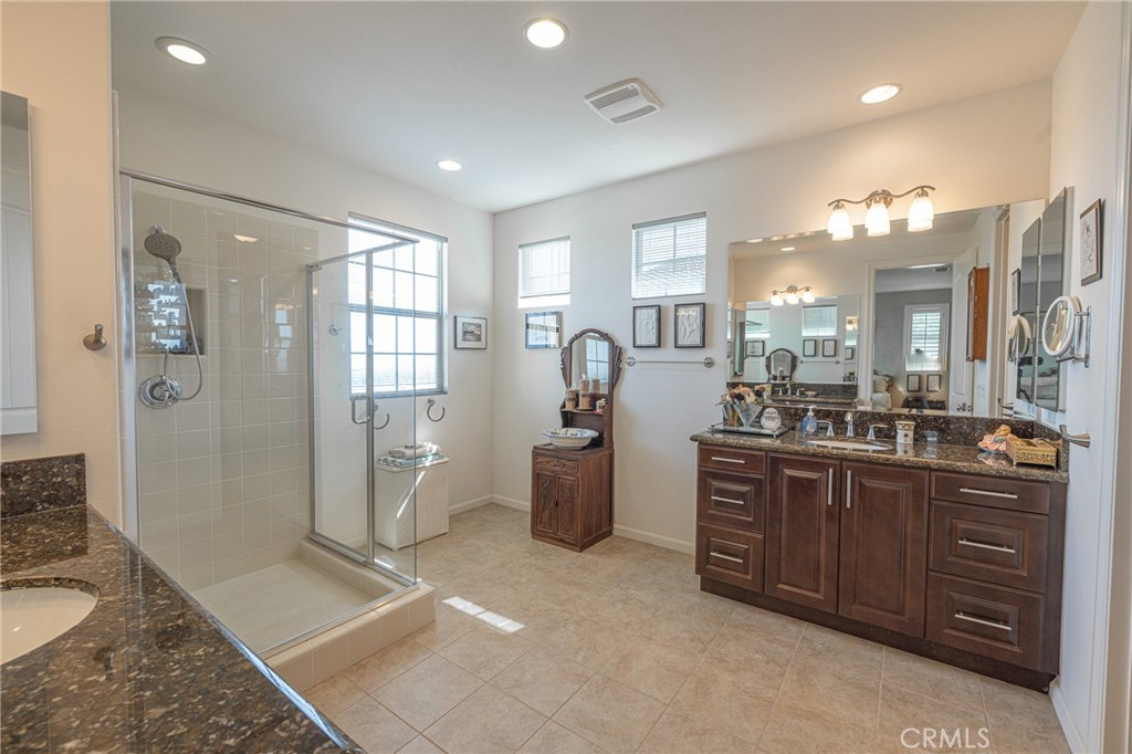 830 E Mckeller Court