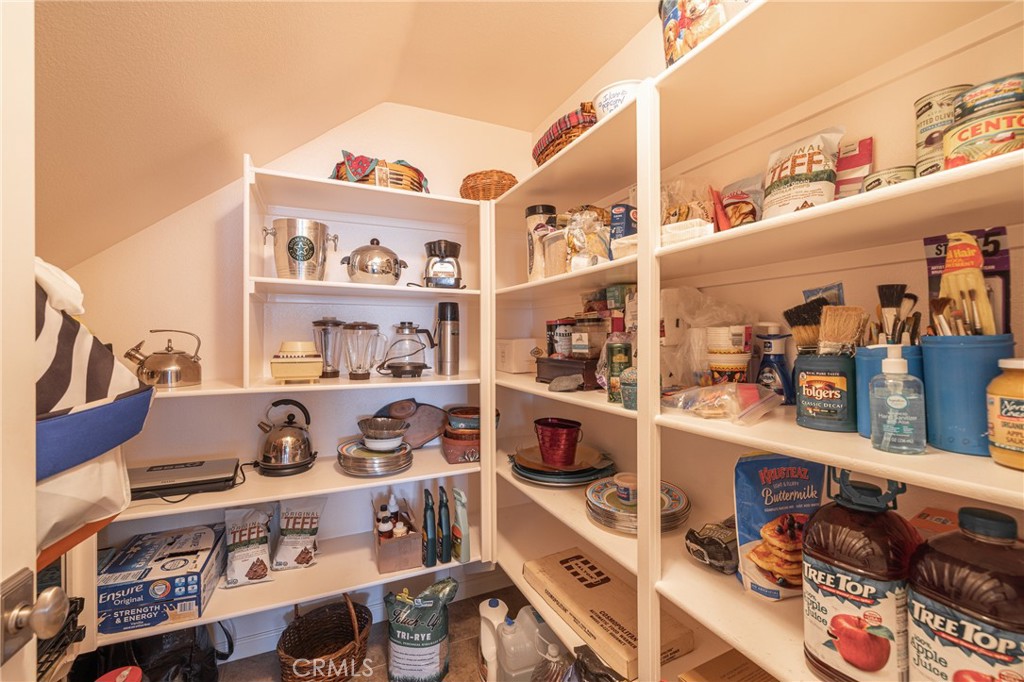 830 E Mckeller Court