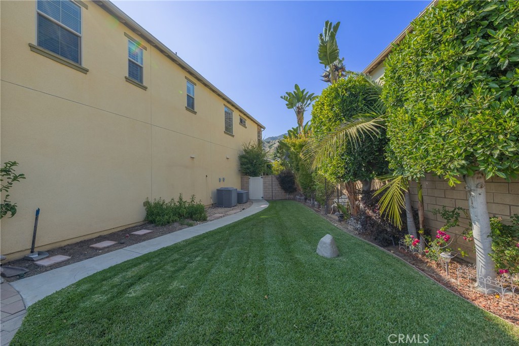 830 E Mckeller Court