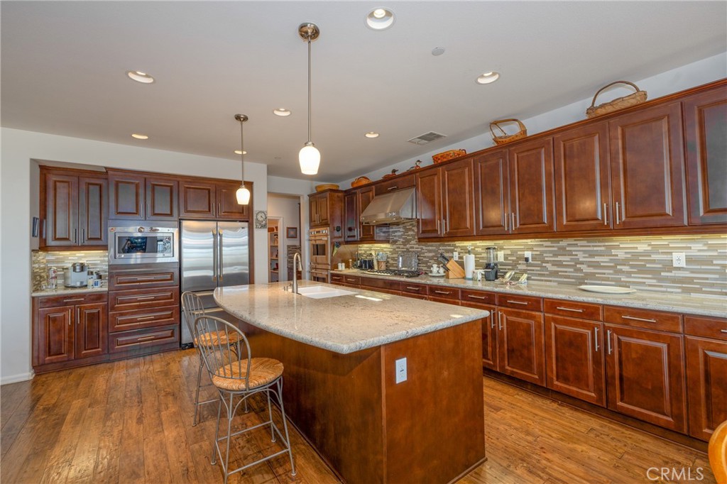 830 E Mckeller Court