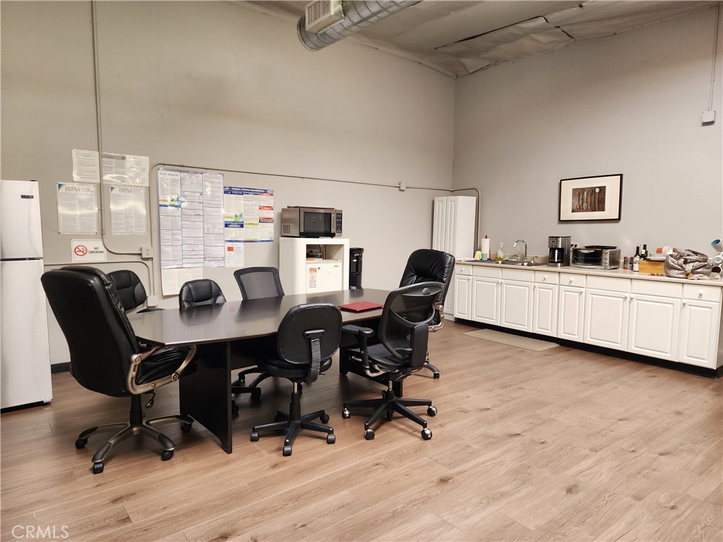 222 W Foothill Boulevard