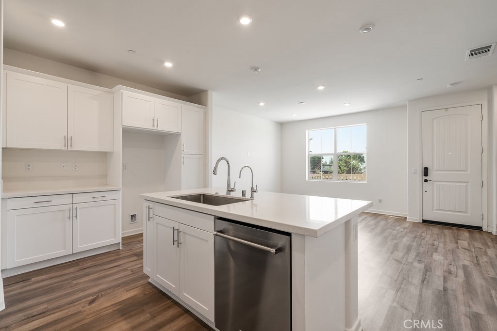 404 N Glenwood Avenue