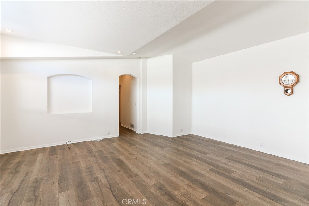 1245 W Cienega Avenue 122