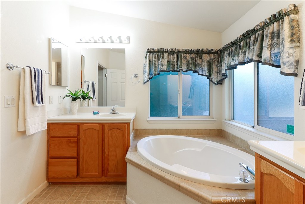 1245 W Cienega Avenue 122