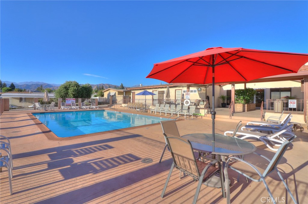 1245 W Cienega Avenue 122