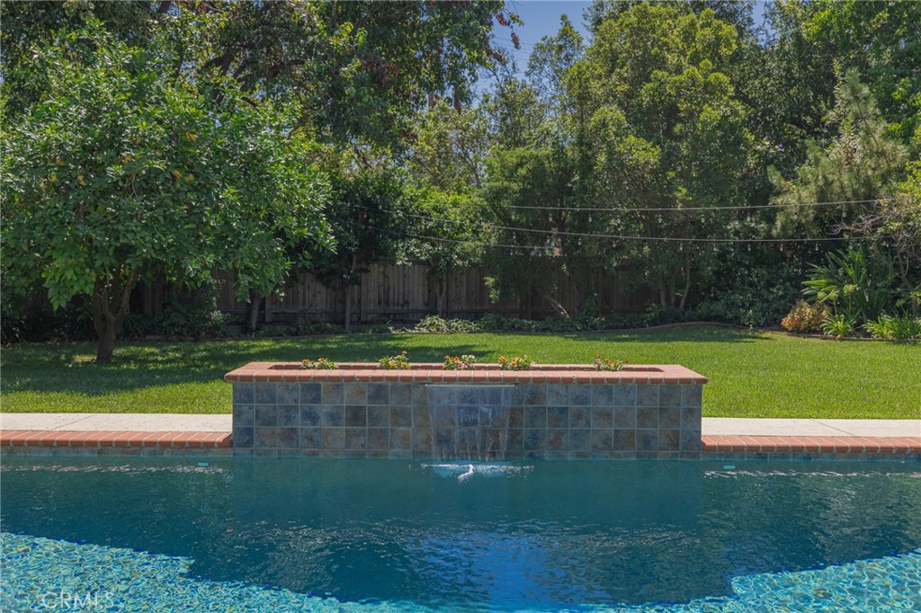 1736 Branch Oak Drive