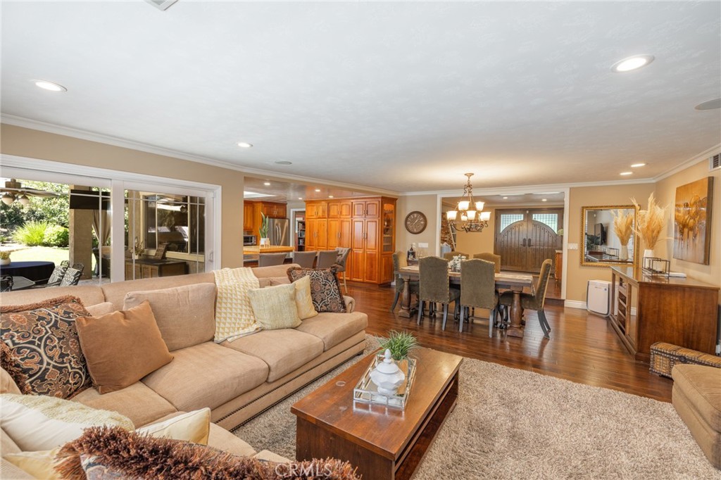 1736 Branch Oak Drive