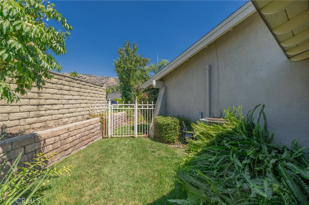 1736 Branch Oak Drive