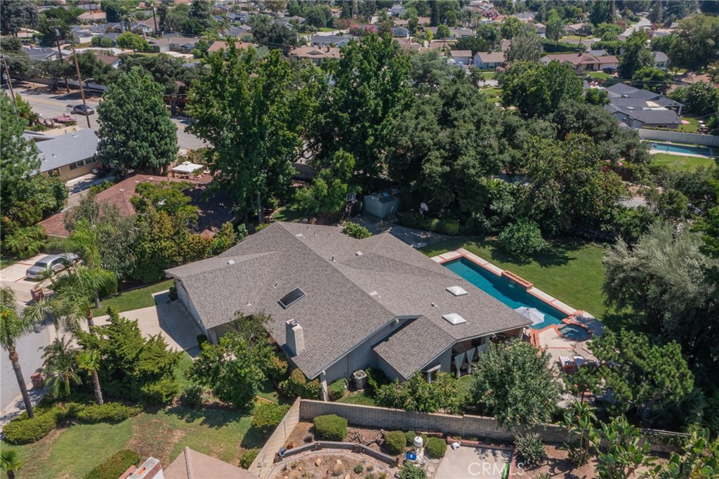 1736 Branch Oak Drive