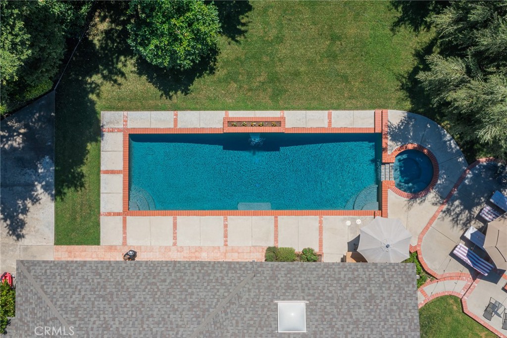 1736 Branch Oak Drive