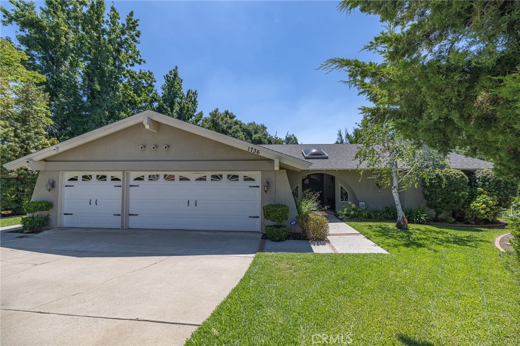 1736 Branch Oak Drive