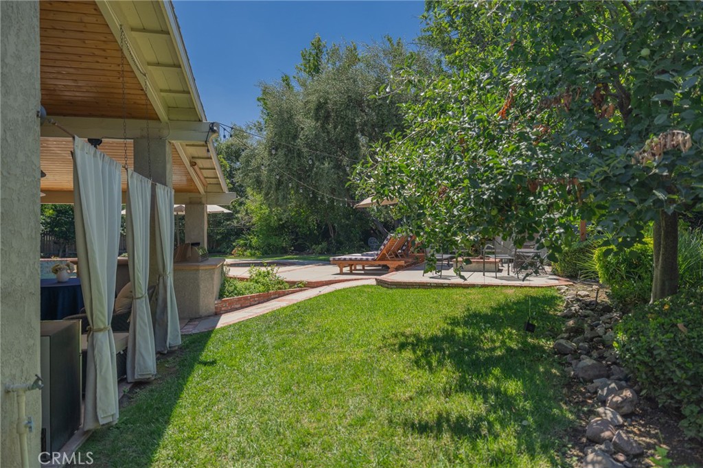 1736 Branch Oak Drive