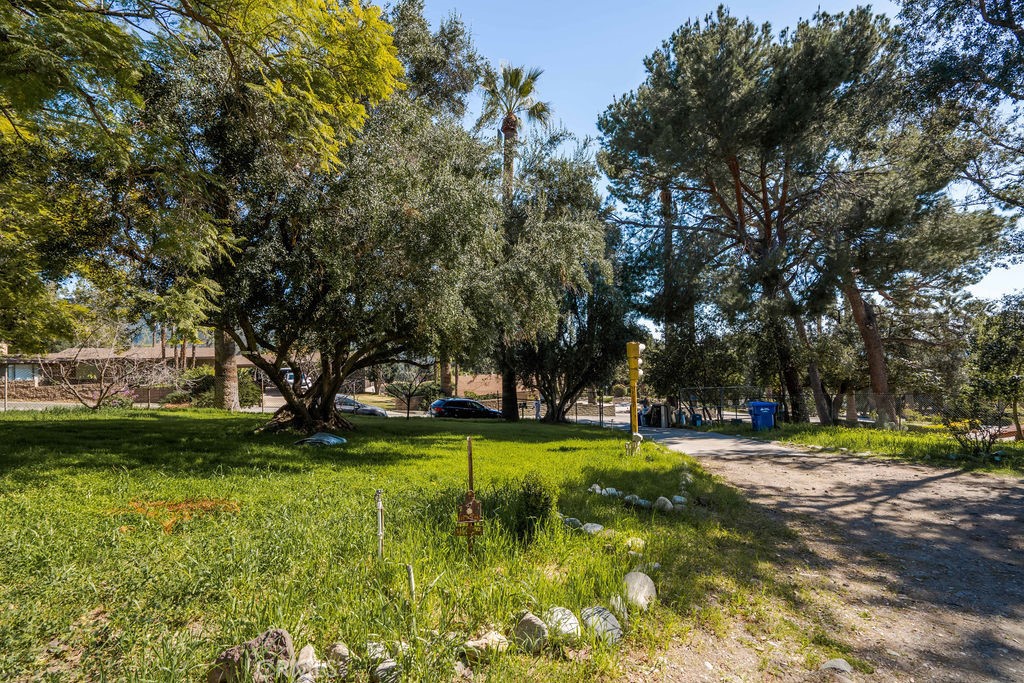 981 Glencoe Heights Drive