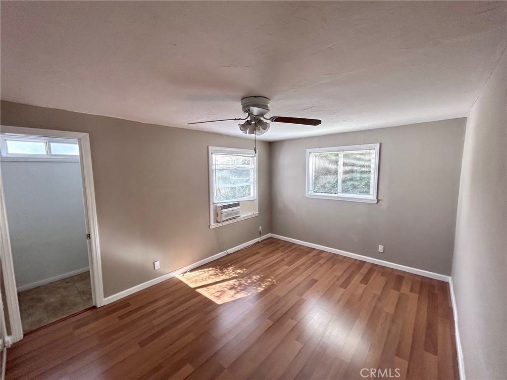 558 N Vermont Avenue