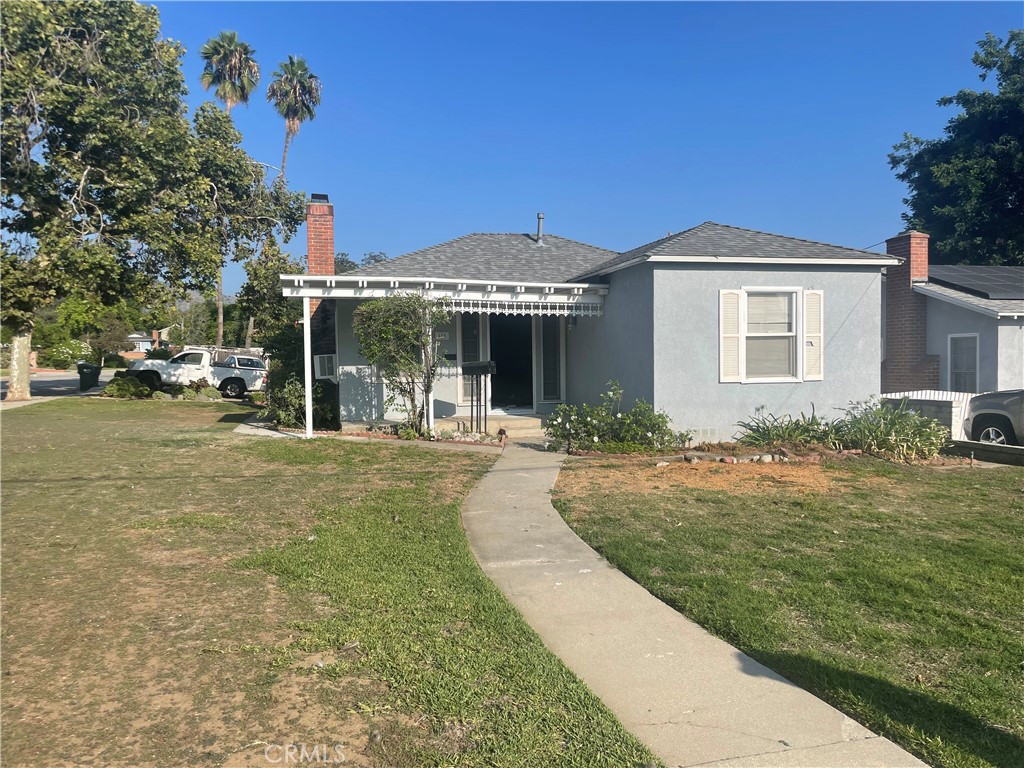 558 N Vermont Avenue