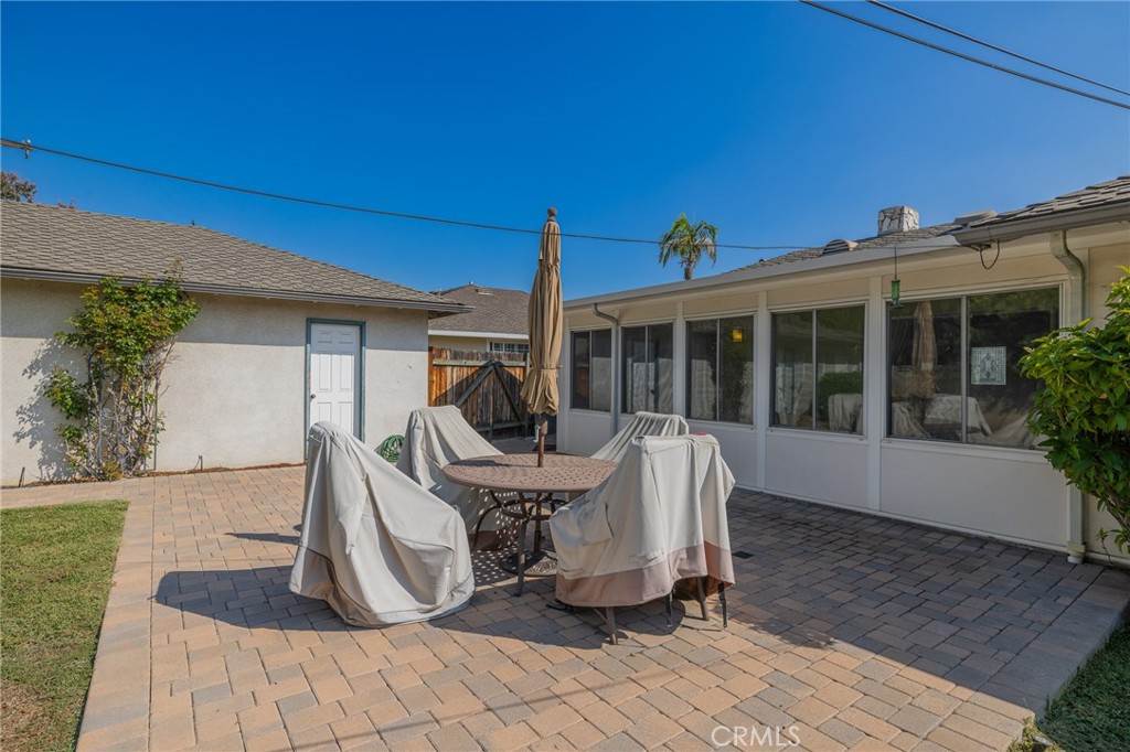 1065 W Grovecenter Street