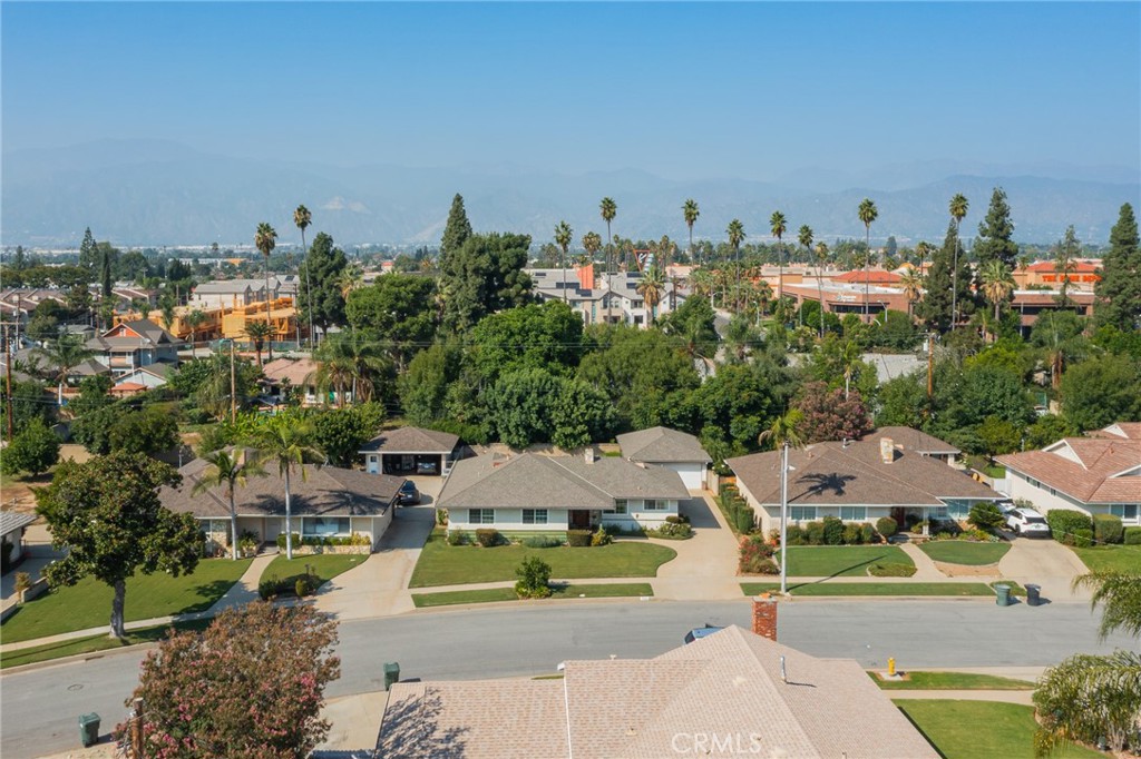 1065 W Grovecenter Street