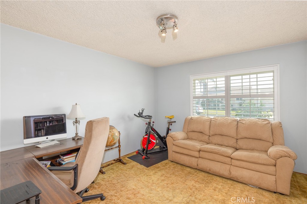 1065 W Grovecenter Street