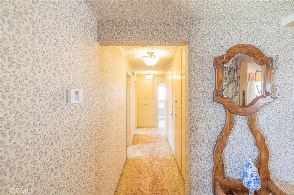 1065 W Grovecenter Street