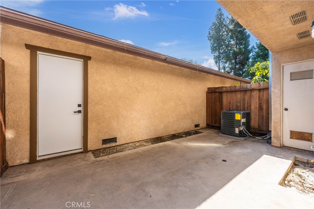 8631 Rosecrans Avenue C