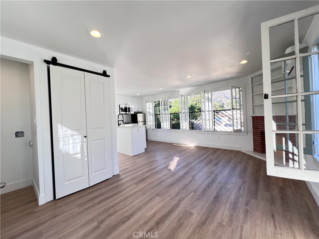 515 N Glendora Avenue