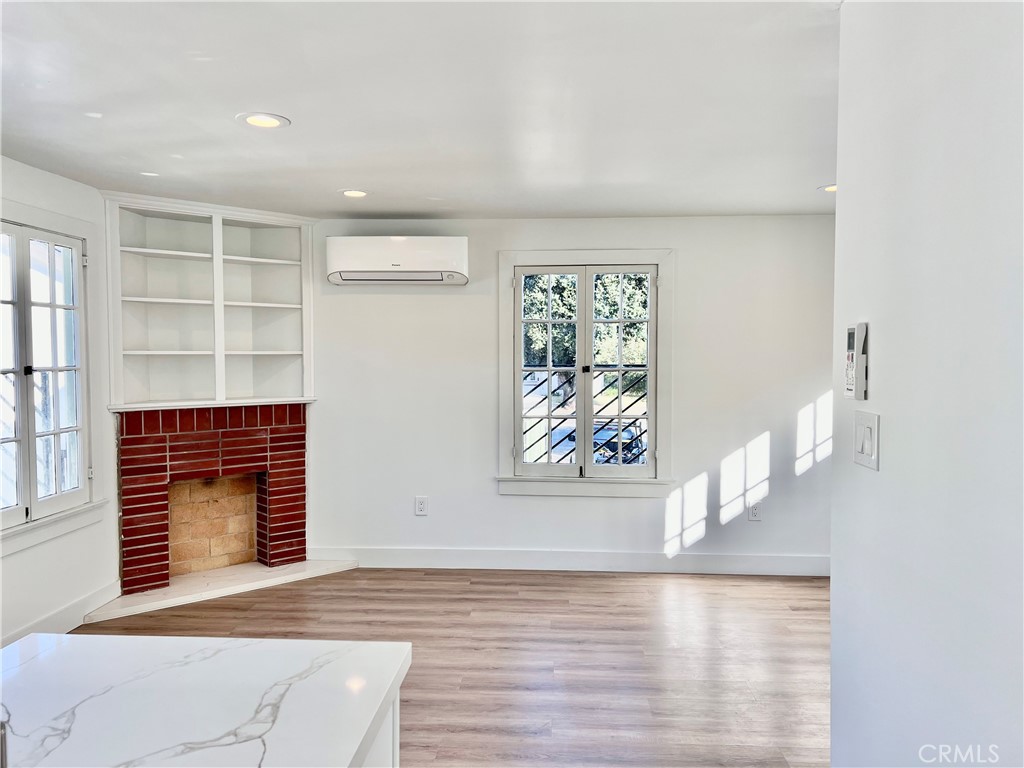 515 N Glendora Avenue