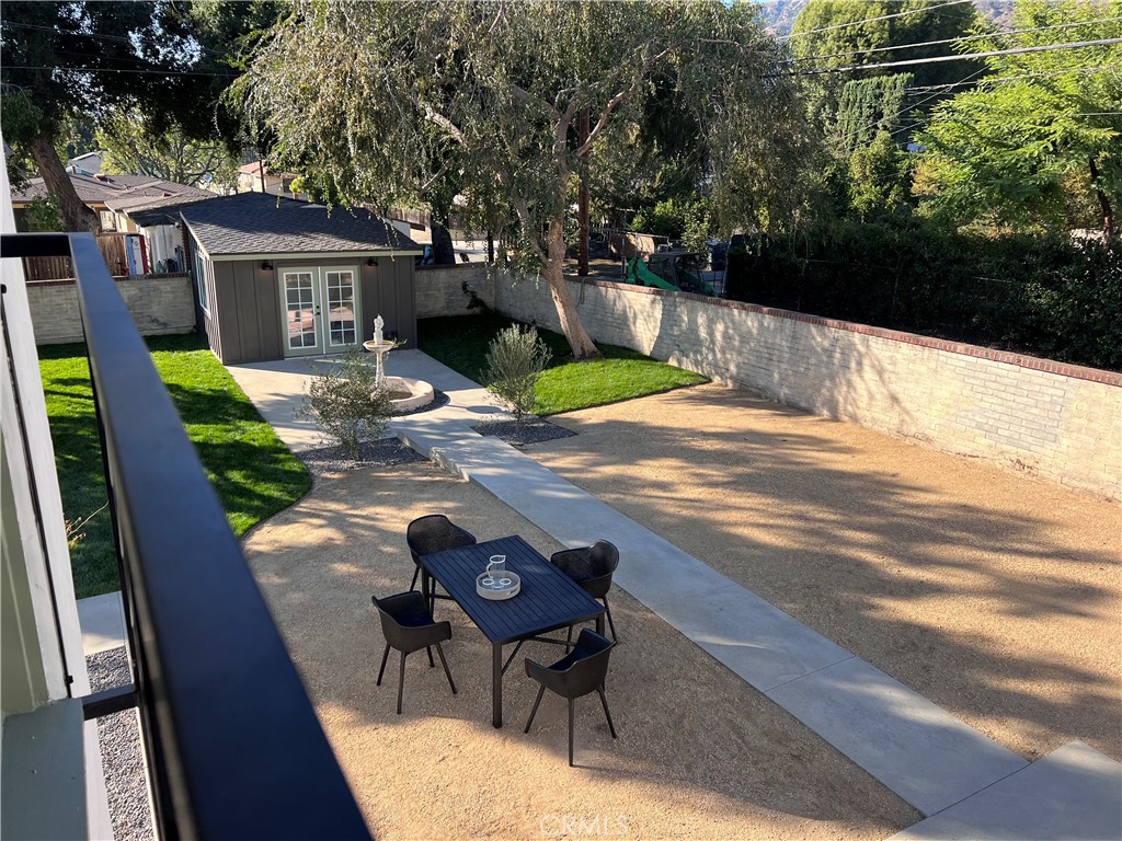 515 N Glendora Avenue