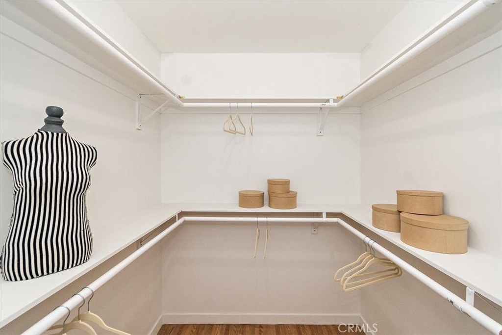 515 N Glendora Avenue