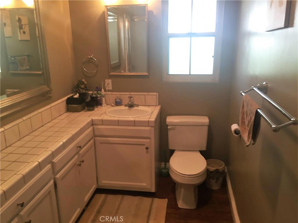 1151 E Comstock Avenue