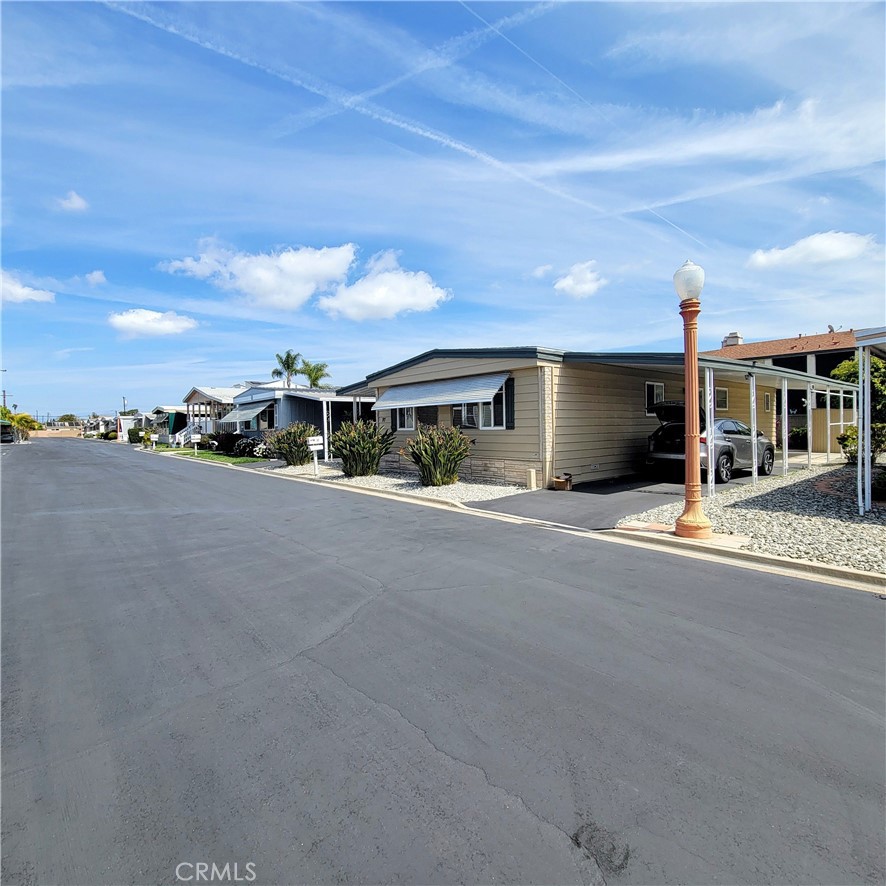 7271 Katella Avenue 97