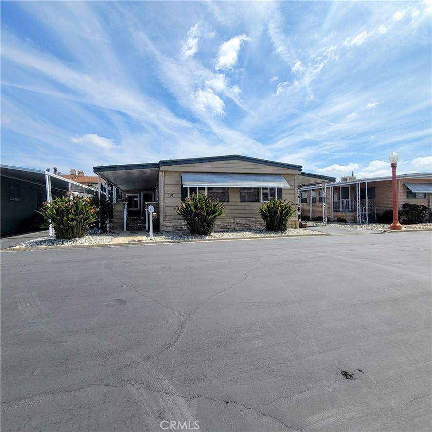 7271 Katella Avenue 97