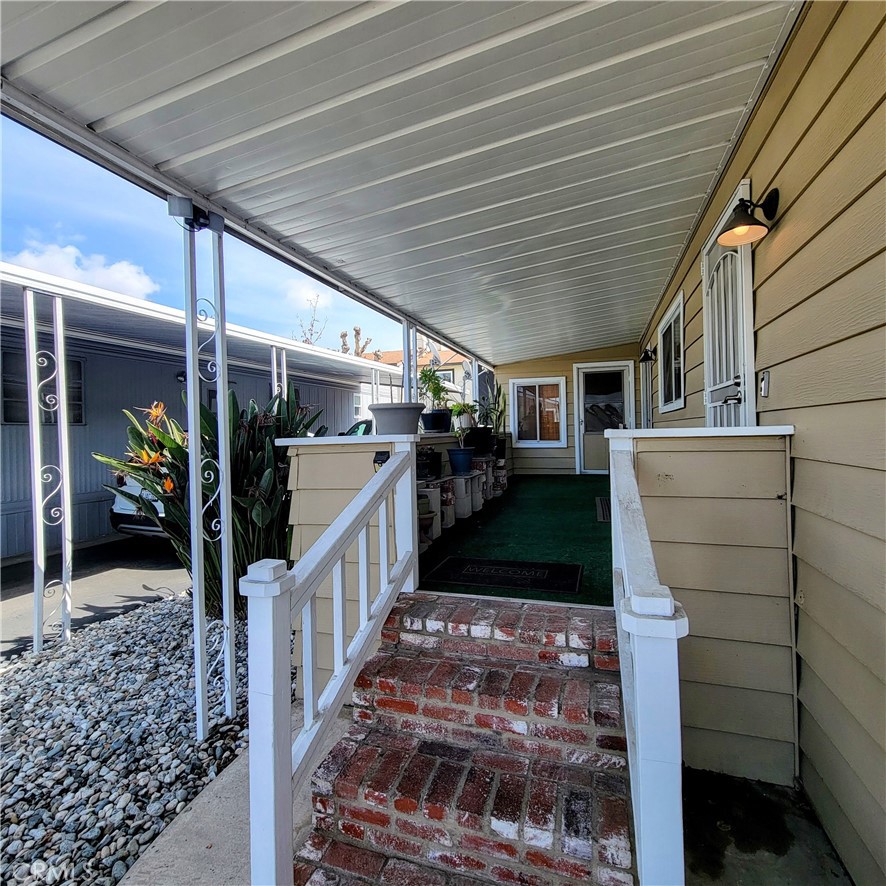 7271 Katella Avenue 97