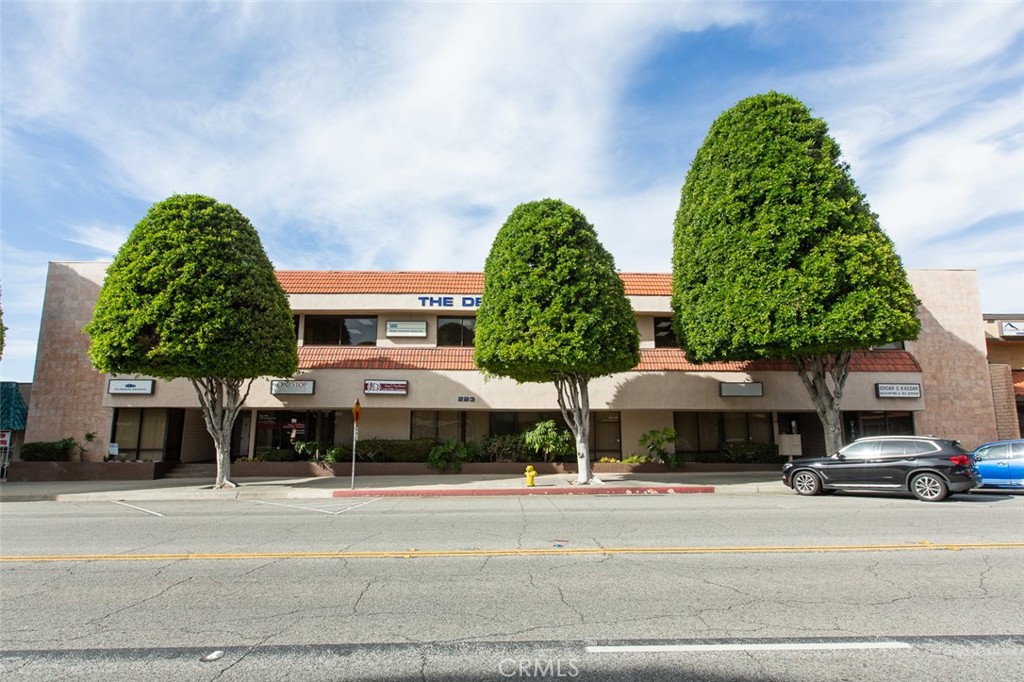 217 S Glendora Avenue 203