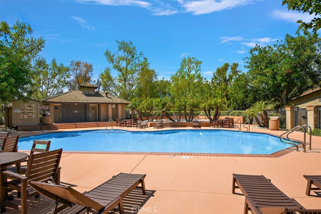 1954 Driftstone Drive