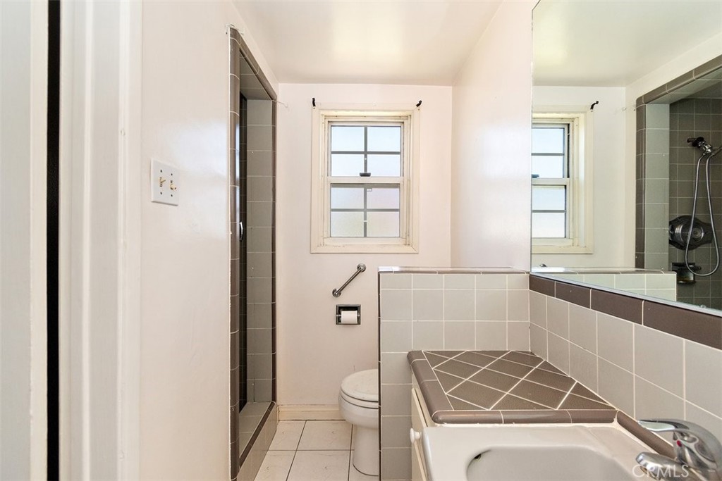 1116 S Cordova Street