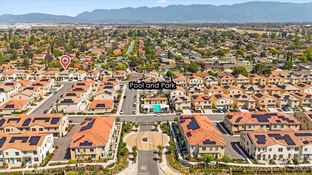 1046 W Buttercup Lane