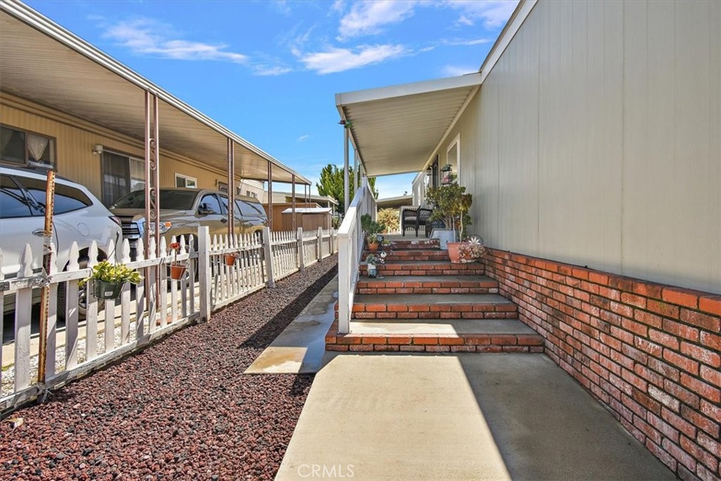 2755 Arrow Highway 156