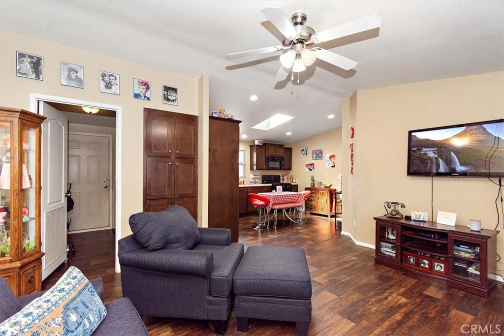 2755 Arrow Highway 156