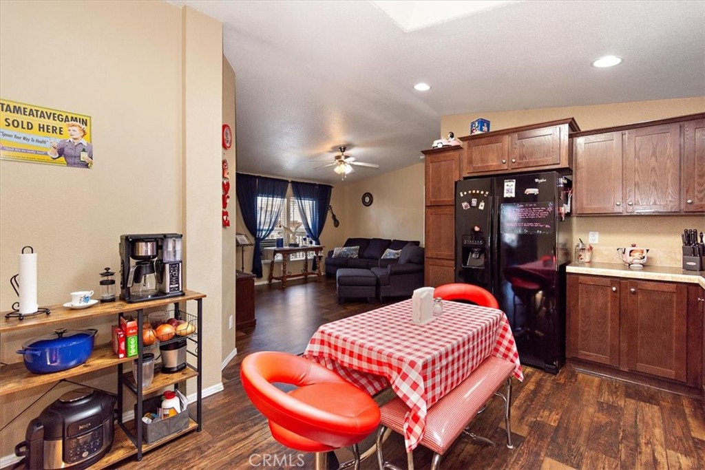 2755 Arrow Highway 156