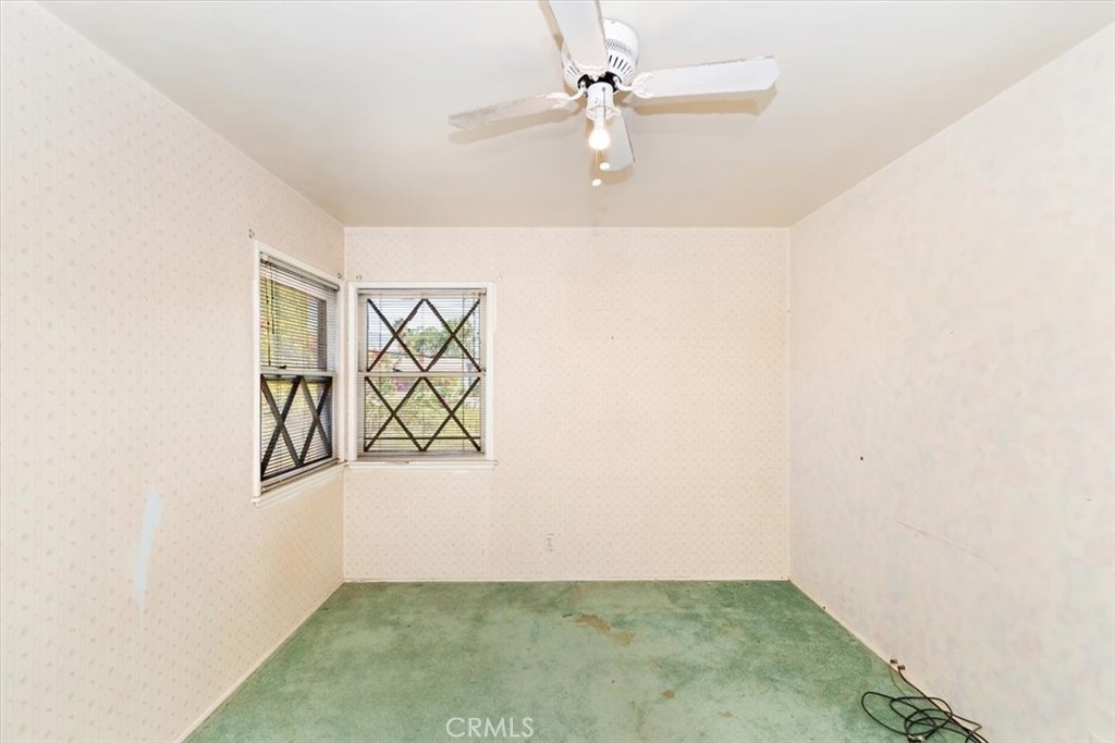 534 E Juanita Avenue