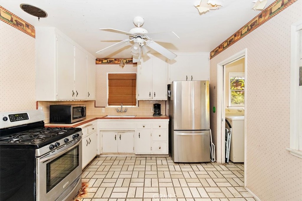 534 E Juanita Avenue