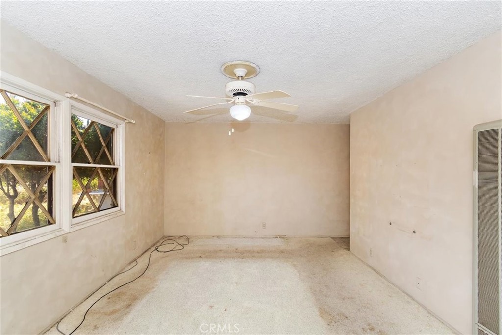 534 E Juanita Avenue