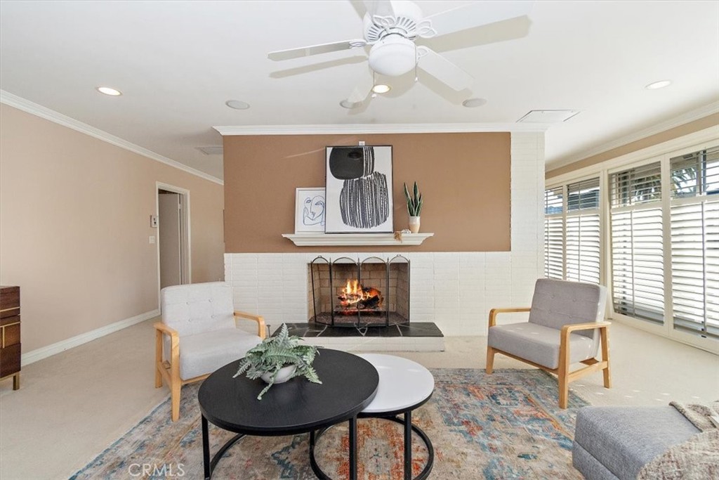 1000 S Orange Grove Boulevard 10