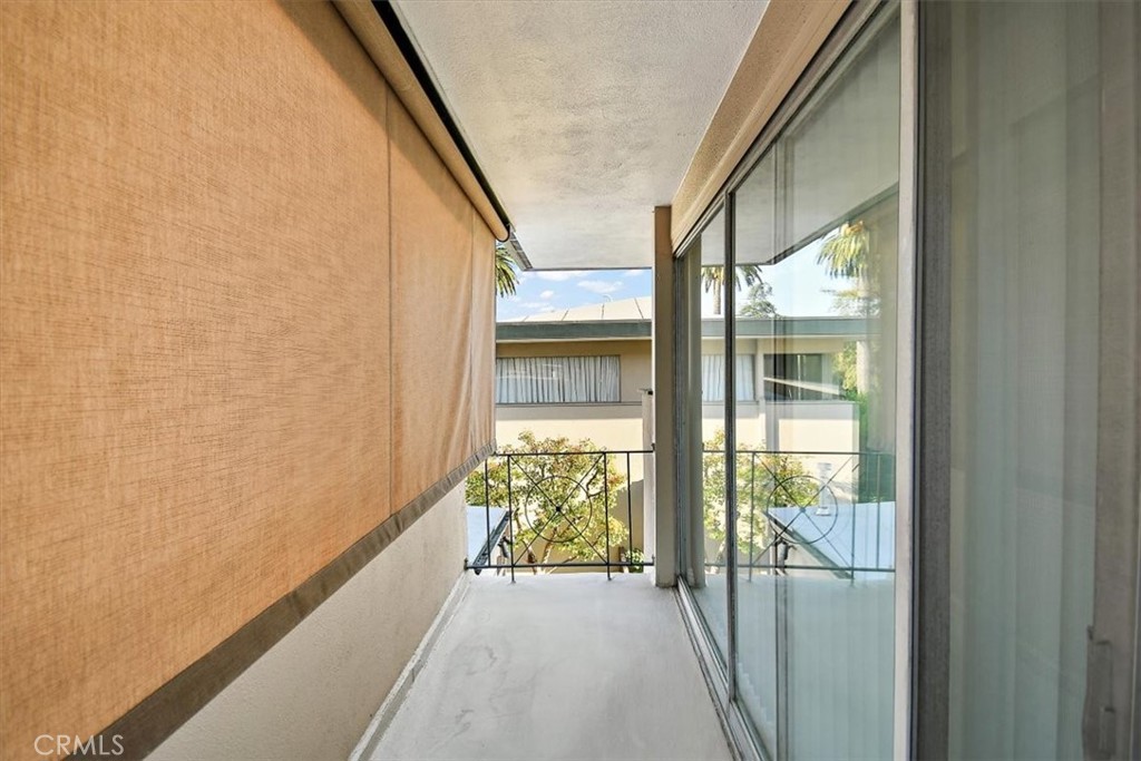 1000 S Orange Grove Boulevard 10