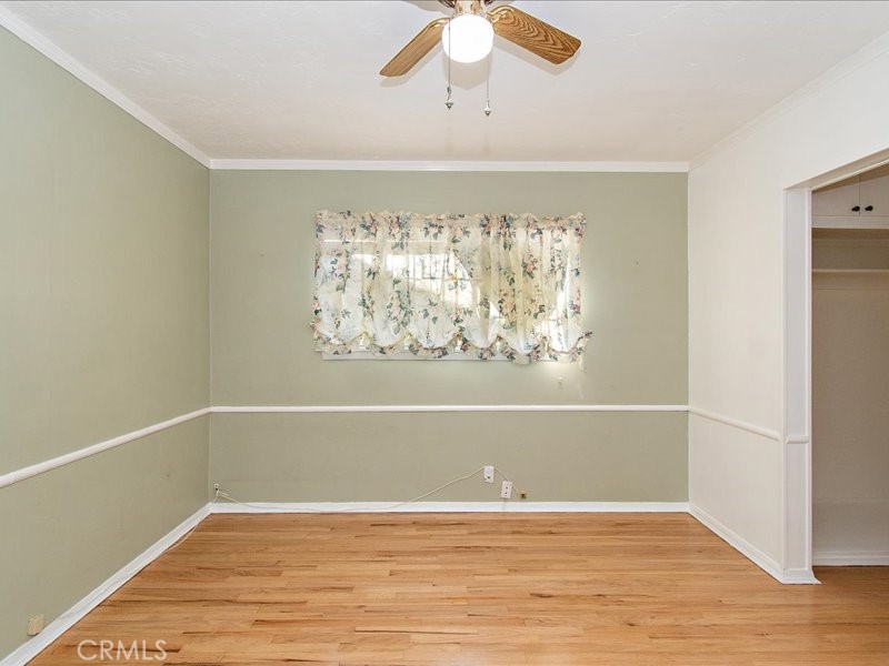 560 W Leadora Avenue