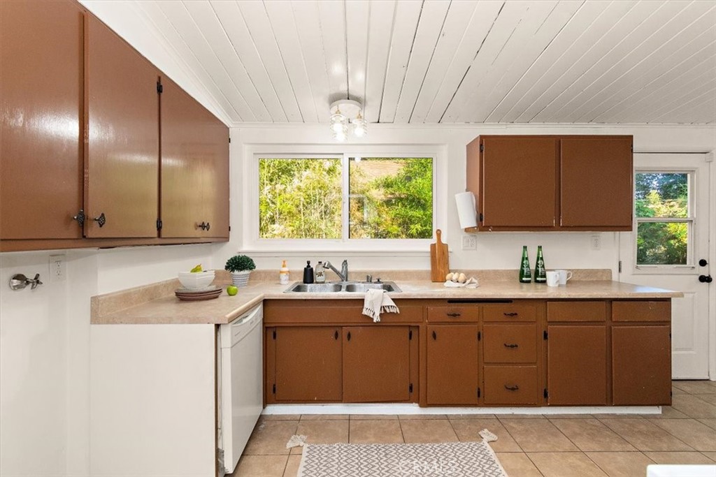 234 E Elizabeth Street